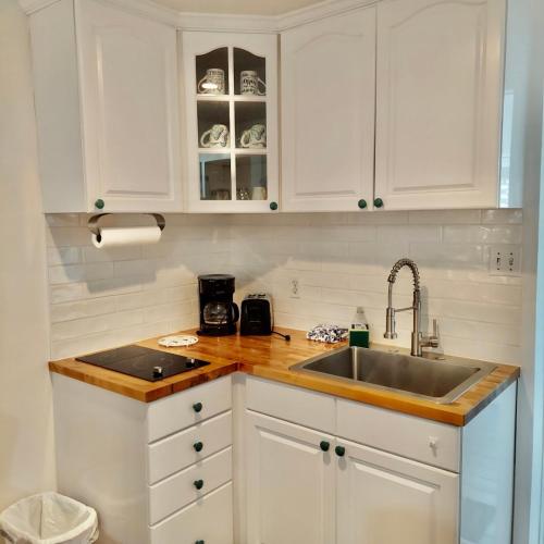 Twins Inn & Apartments in St Pete Beach, USA