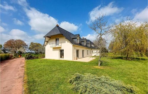 Beautiful Home In St Paer With Kitchen