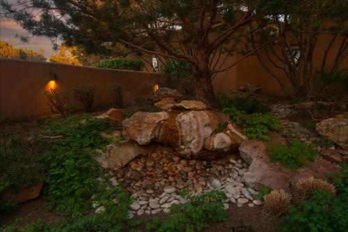 Villa Namaste-Mountain View Home in Santa Fe, USA