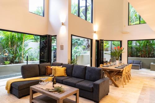Amalfi - Port Douglas, luxury in the centre of town