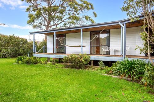Hidden Orchard - Pet Friendly - 4 Mins Walk to Beach - image 3