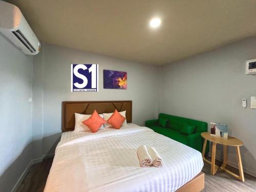 S1 City Hotel Buriram Room Type - Deluxe Double Room