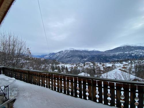 Chalet Tyl, vue imprenable sur les Alpes Valaisannes