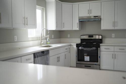 Just Built! Brand New! Insta-Worth Private! Luxurious Home! in San Bernardino, USA