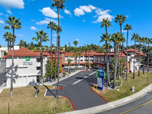 Holiday Inn Express La Mesa Near SDSU, an IHG Hotel