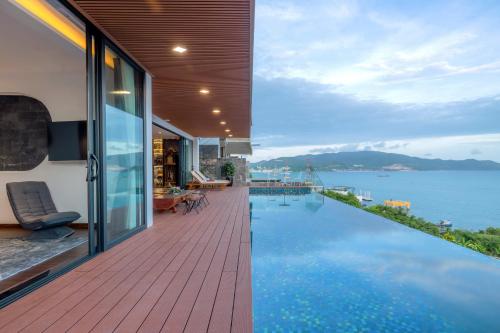 Promotion Early Booker, Thanh Vân Villa 6 Bedrooms, Pool, BBQ, Karaoke & Sauna