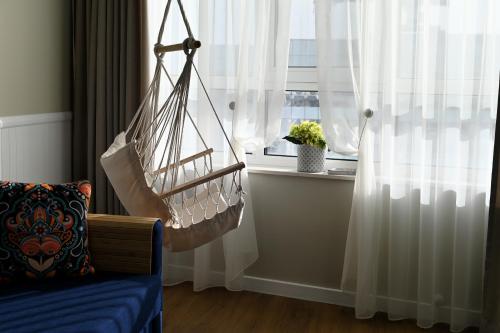 The Swing, Bourgas (photo 4)