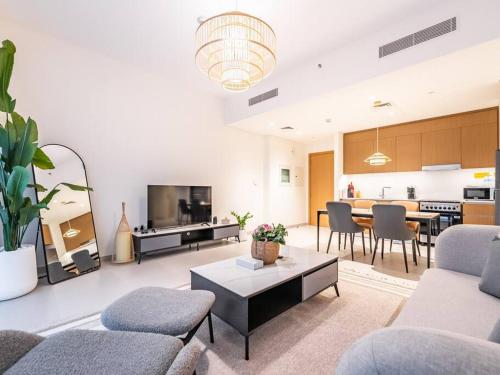 Coastal Charm Casita : 1BR Creek Beach Elegance, Dubai (photo 7)
