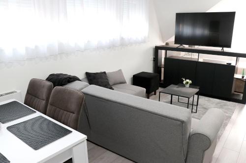 Apartmani i sobe Laganini