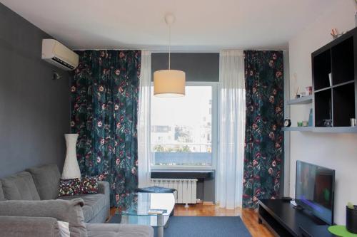 Sunny Central Apartment