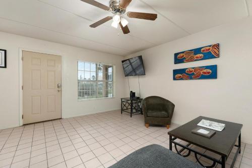 Suite image 4