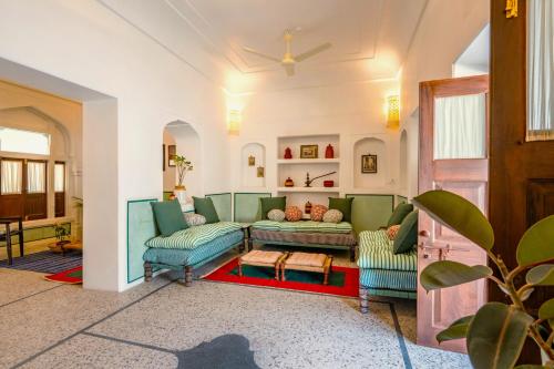 Shared lounge/TV area, Sum Jaipur in Hathroi