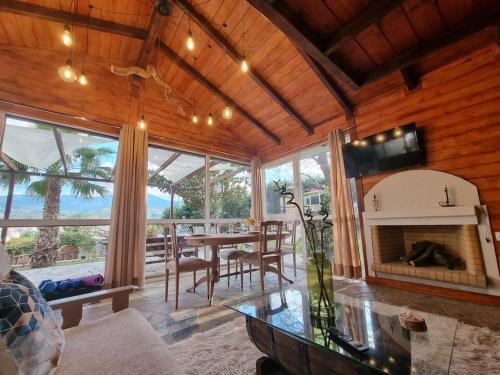 Ξύλινο Chalet Κτήμα Παππά (Ξυλινο Chalet Κτημα Παππα) in Livadia (Voiotia)