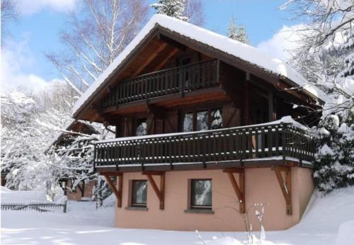 LE RENNE Chalet en bois au calme avec SPA Jacuzzi