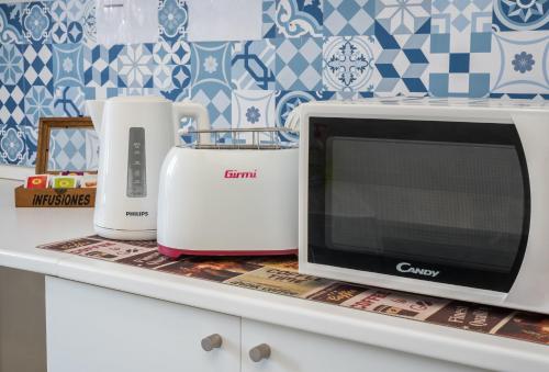 Travelershome Morena B&B - image 7