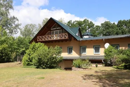 Ferienhaus Star Villa-Pälitzsee in Großzerlang, Deutschland
