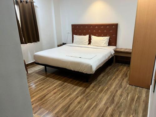 Hotel Karna Residency , Ranjangaon