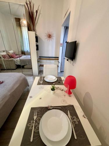 JOY HOUSE -CENTRAL City Near METRO ARCO DELLA PACE BRERA-entire apartment Perfect for Work & Play, nightlife with AC & Fast WiFi Welcome to the cool JOY HOUSE!, Milán (fotografie 7)