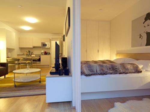 Kaiser Royale Top 29 by welcome2vienna - image 14