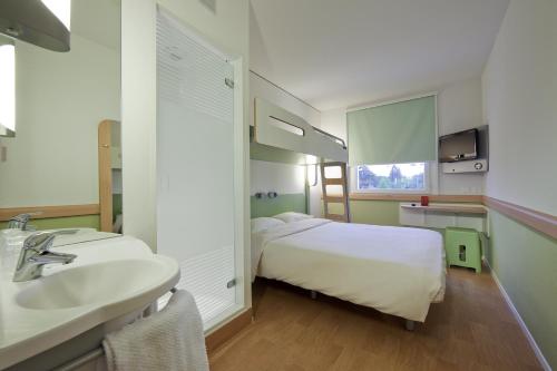 ibis budget Basel Pratteln - image 11