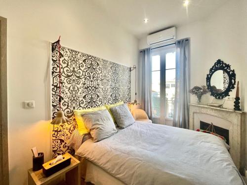 One-Bedroom Apartment image 10