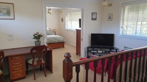 Blackburn Lake Bed and Breakfast - Accommodation - Blackburn