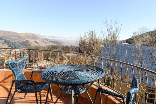 Surrounding environment, Alpina in Tsaghkadzor