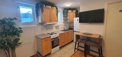 Studio apartment near metro and forest!, Sztokholm (zdjęcie 5)
