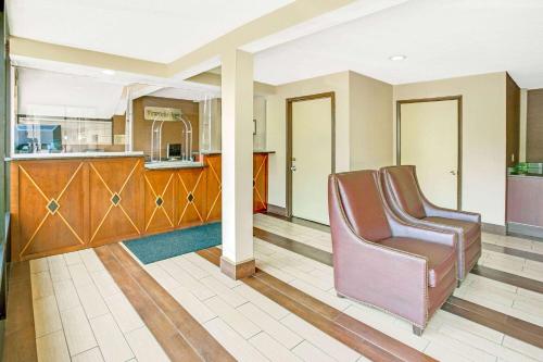 Előcsarnok, Travelodge by Wyndham Silver Spring in Silver Spring (Maryland)