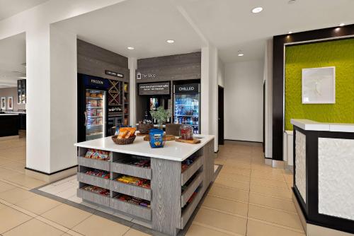 Hilton Garden Inn Findlay - image 11