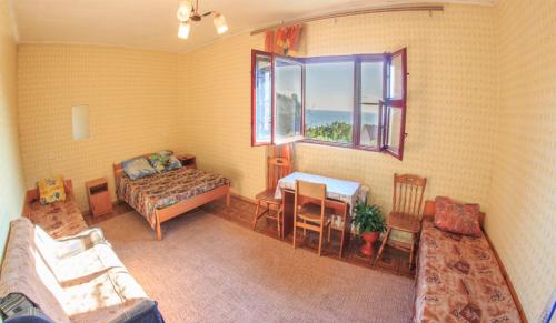 Guest House Kit