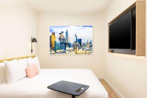 room detail thumbnail 1