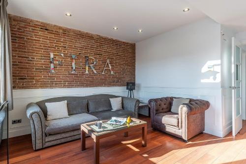 Enjoybcn Fira Apartment - image 2