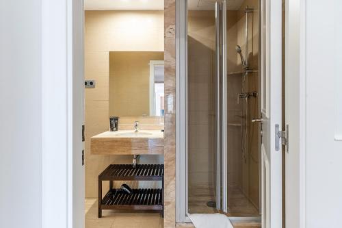 Enjoybcn Fira Apartment - image 10