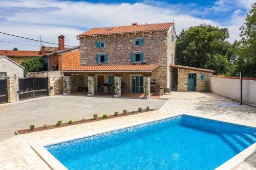 Villa with Private Pool image 5