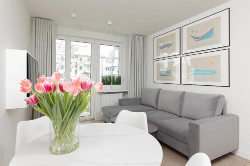 Elegant & Cozy Apartment Pańska by Renters