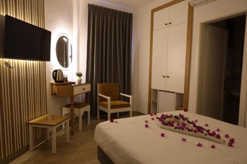 Eden Hotel - image 12