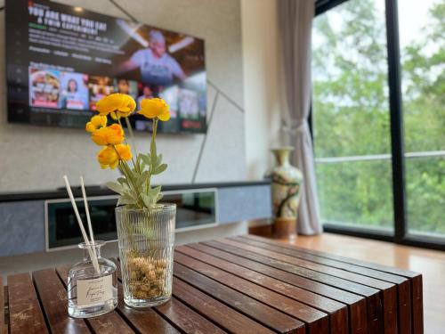 Seri Kembangan Equine Villa with Pool by Iconique Seri Kembangan Equine Villa with Pool by Iconique