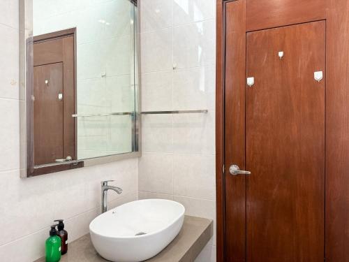 Seri Kembangan Equine Villa with Pool by Iconique Seri Kembangan Equine Villa with Pool by Iconique