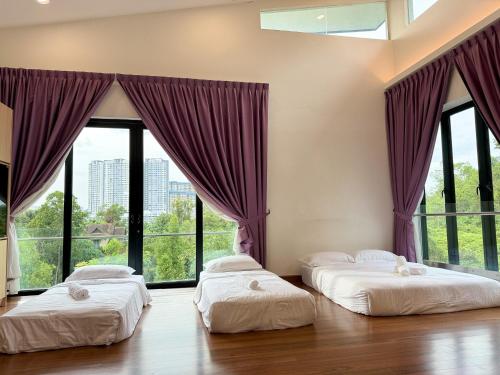 Seri Kembangan Equine Villa with Pool by Iconique Seri Kembangan Equine Villa with Pool by Iconique