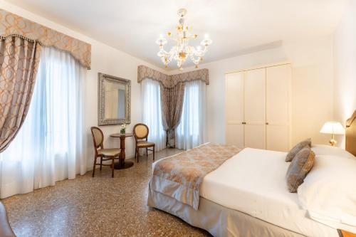 San Teodoro Palace - Luxury Apartments