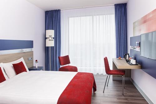 1 queen bed