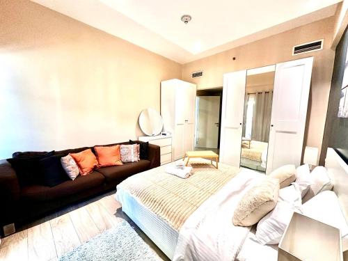 Amazing 1 Bedroom plus Maid room in Laya Residence in JVC, Dubai (foto 10)