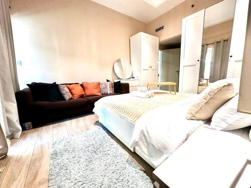 Amazing 1 Bedroom plus Maid room in Laya Residence in JVC, Dubai (foto 8)