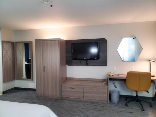 Holiday Inn Express Enid-Highway 412 an IHG Hotel - image 6