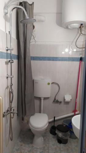 화장실, Κεντρικό στούντιο στην Καρδίτσα. (Κεντρικο στουντιο στην Καρδιτσα.) in 카디차