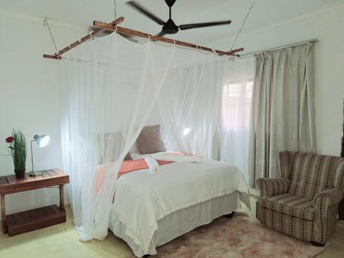 B&B Hoedspruit - The Wild Horizon Lodge - Bed and Breakfast Hoedspruit