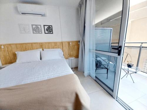 One-Bedroom Apartment image 6