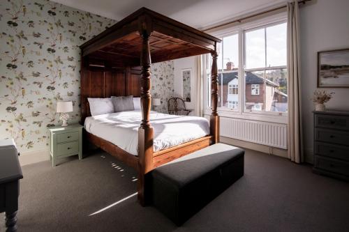 Deluxe Double Room with Shower