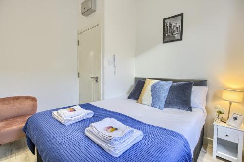 The Finsbury Deluxe Apartments  - image 11